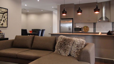 Casavino Luxury Villa - QLD Tourism 27