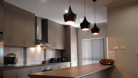Casavino Luxury Villa - QLD Tourism 20