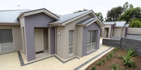Casavino Luxury Villa - QLD Tourism 38