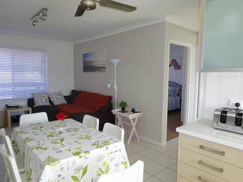 Selene Holiday Apartment @West Beach - QLD Tourism 0
