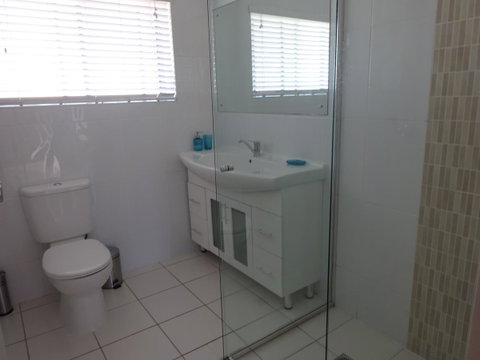 Selene Holiday Apartment @West Beach - QLD Tourism 20