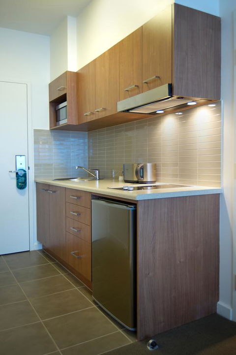 Quest Mawson Lakes - QLD Tourism 11