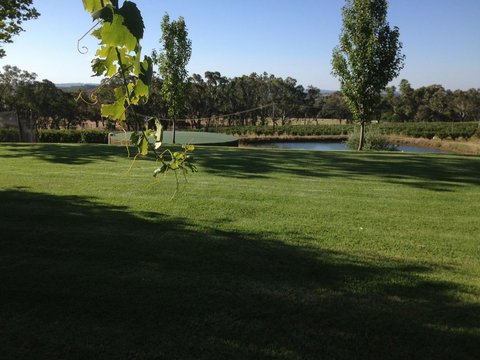 STUDIO ECHUNGA Adelaide Hills - QLD Tourism 21