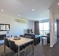 Adelaide DressCircle Apartments - Archer Street - QLD Tourism