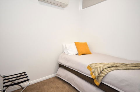 Loxton Courthouse Apartments - Queensland Tourism 0