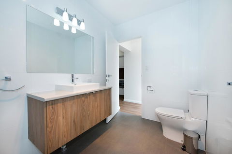 Loxton Courthouse Apartments - Queensland Tourism 14