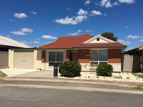 Windsor Gardens Home - QLD Tourism 18