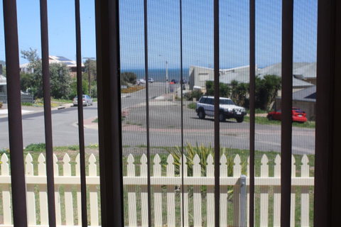 Maslin Beach House - Queensland Tourism 13