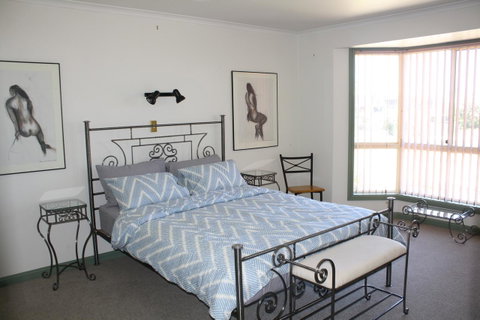 Maslin Beach House - Queensland Tourism 10