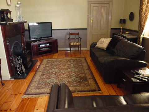 Country Bakehouse Accommodation - Queensland Tourism 9