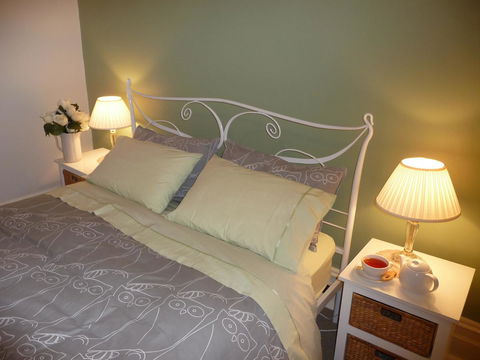 Country Bakehouse Accommodation - Queensland Tourism 15