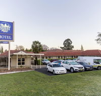 Bathurst Motor Inn - Queensland Tourism