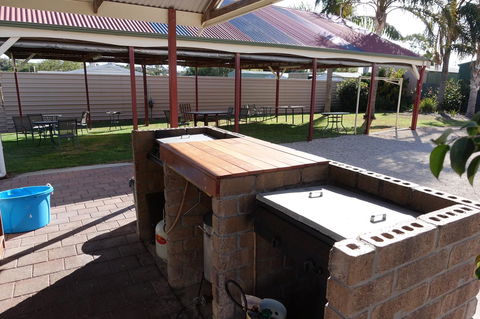 Port Vincent Motel & Apartments - QLD Tourism 22