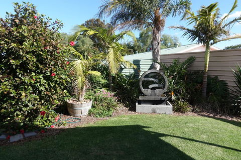 Port Vincent Motel & Apartments - QLD Tourism 25