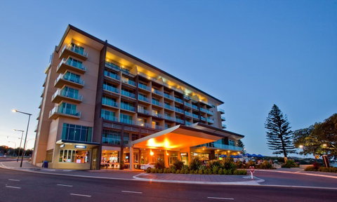 Port Lincoln Hotel - QLD Tourism 38