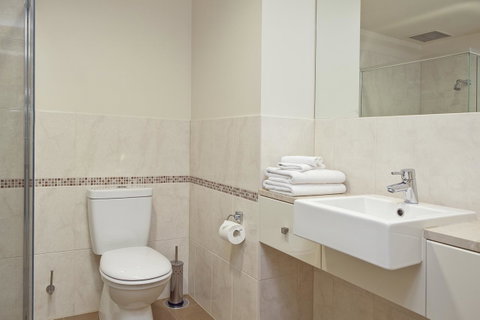 Port Lincoln Hotel - QLD Tourism 19