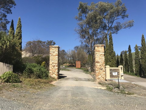 Vineyard Cottage BnB - QLD Tourism 10