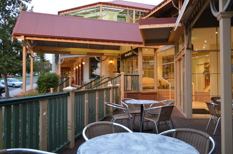 Loxton Community Hotel Motel - Queensland Tourism 1