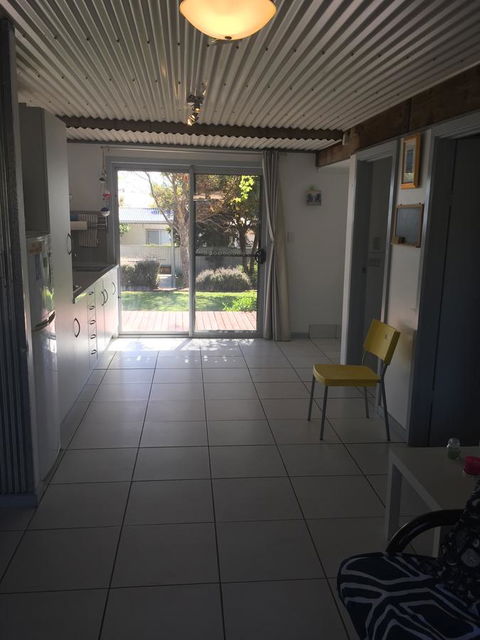 SHAKIN' SHACK - QLD Tourism 8