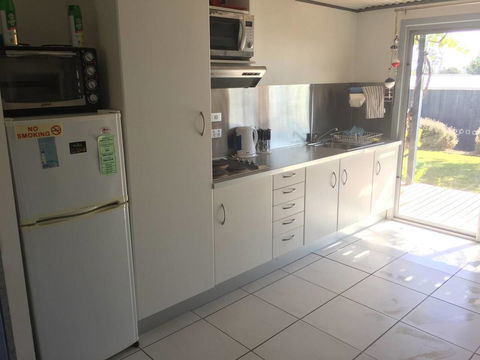 SHAKIN' SHACK - QLD Tourism 6