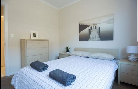 Belford Luxury * New * Clean * Cafes * Near CBD - QLD Tourism 3