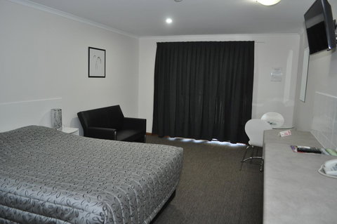 Keith Motor Inn - QLD Tourism 15