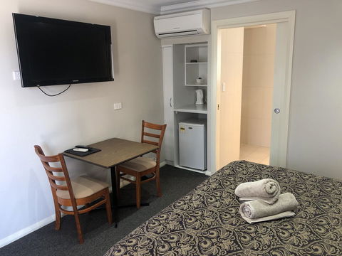 Moonta Bay Motel - QLD Tourism 18