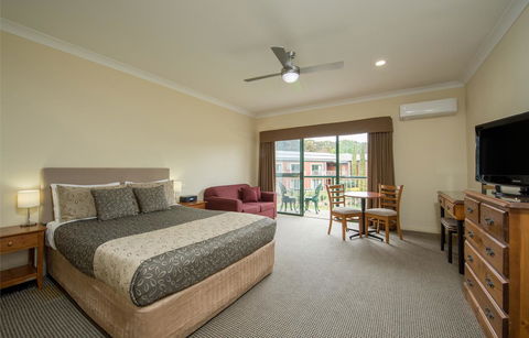 Clare Country Club - QLD Tourism 22