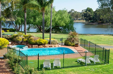 Clare Country Club - QLD Tourism 3