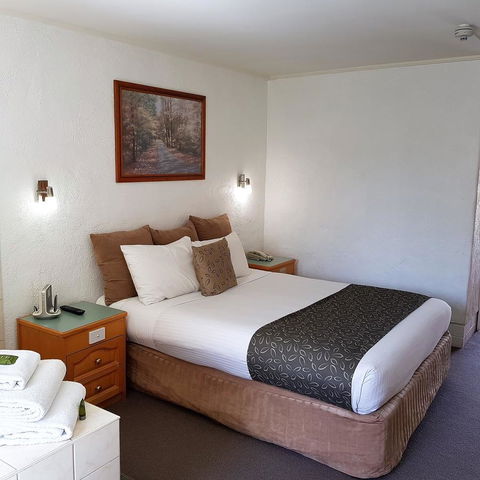 Barossa Weintal Hotel - Queensland Tourism 13