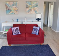 Beach Life Retreat - Queensland Tourism