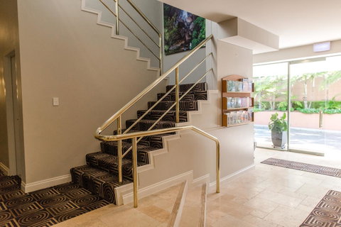 The Belmore Apartments Hotel - QLD Tourism 24