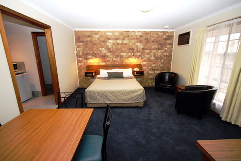 Clare Central - QLD Tourism 17