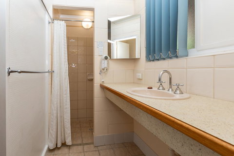 Blue Seas Motel - QLD Tourism 2