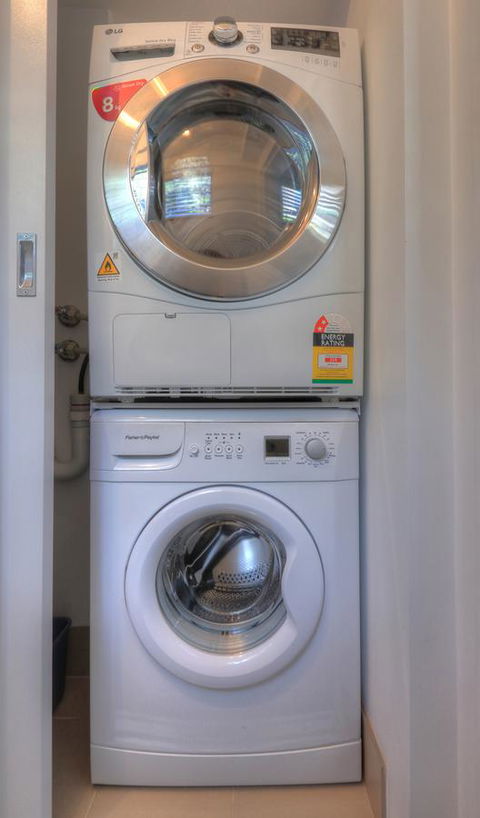 Snowgoose Apartments - QLD Tourism 1