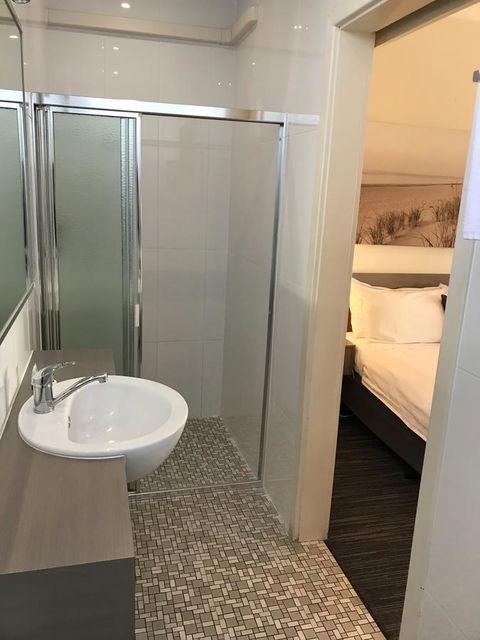 Robetown Motor Inn & Apartments - Queensland Tourism 23