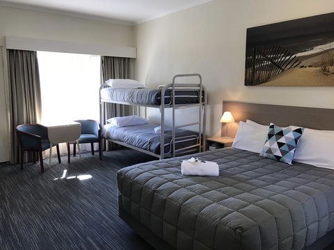 Robetown Motor Inn & Apartments - Queensland Tourism 27