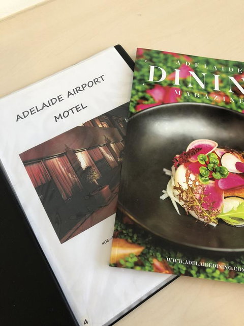 Adelaide Airport Motel - QLD Tourism 0