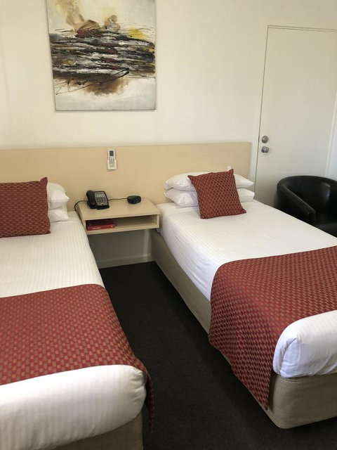Adelaide Airport Motel - QLD Tourism 25