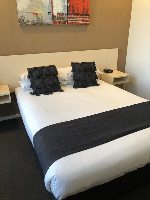 Adelaide Airport Motel - QLD Tourism 27