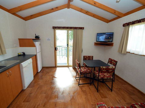 Echo Holiday Parks - Waikerie - Queensland Tourism 44