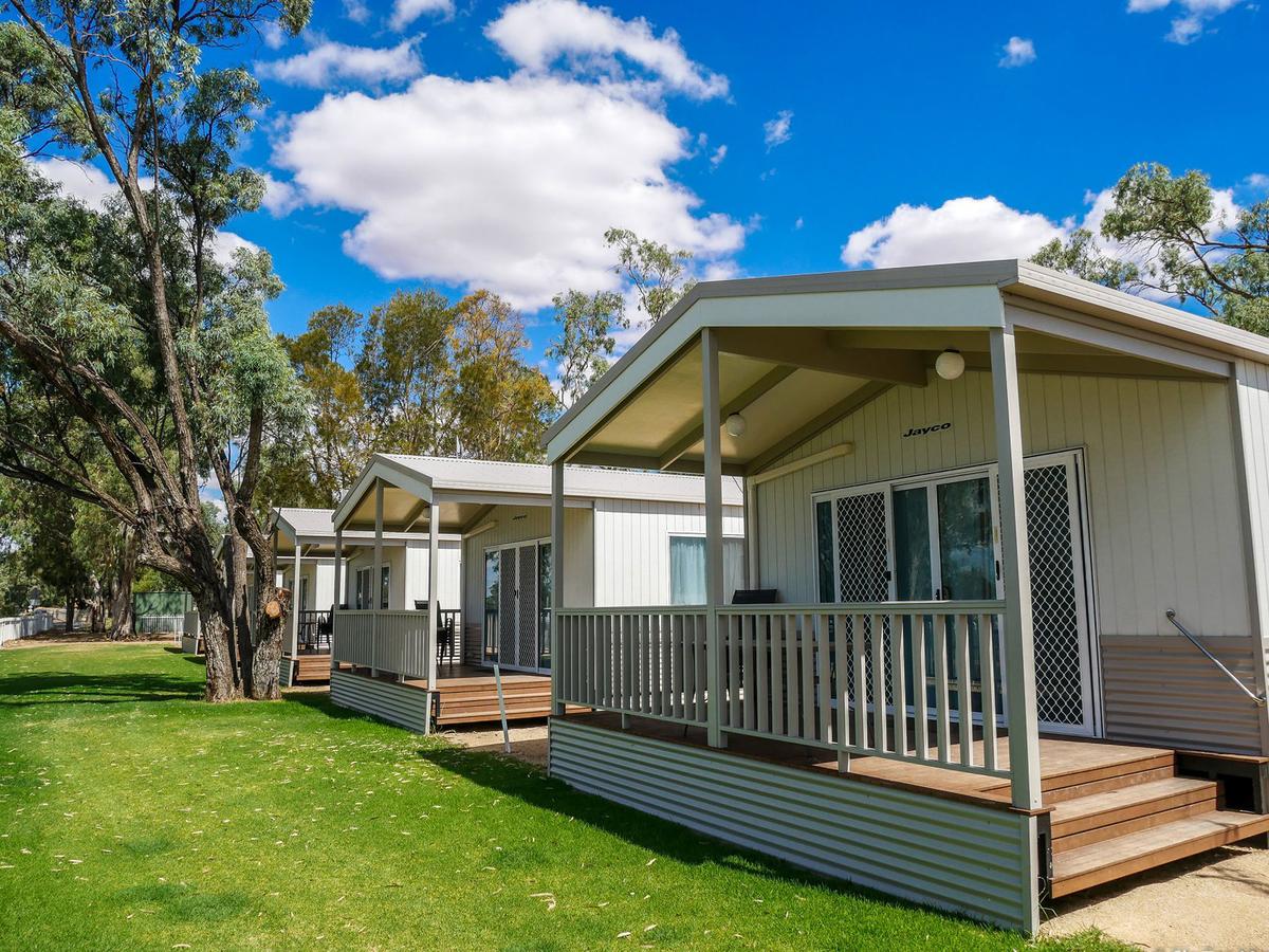 Holder SA QLD Tourism