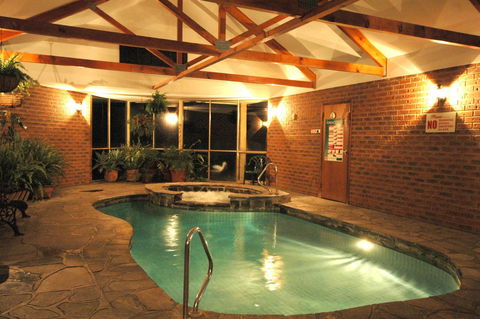 Burra Motor Inn - Queensland Tourism 16