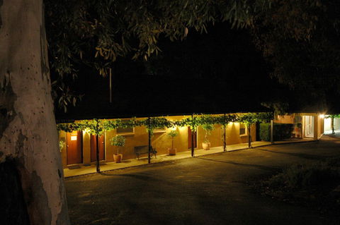 Burra Motor Inn - Queensland Tourism 18