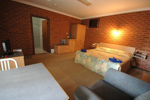 Burra Motor Inn - Queensland Tourism 44