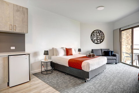 Limani Motel - QLD Tourism 28