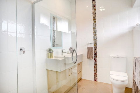 Limani Motel - QLD Tourism 44