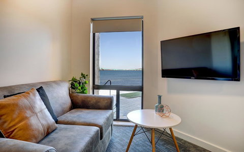 Limani Motel - QLD Tourism 6