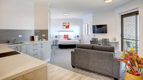 Limani Motel - QLD Tourism 17