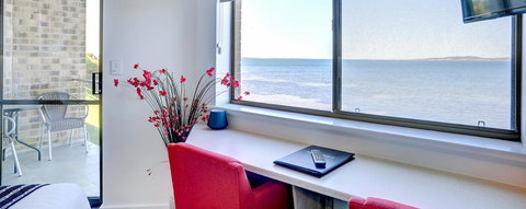 Limani Motel - QLD Tourism 32